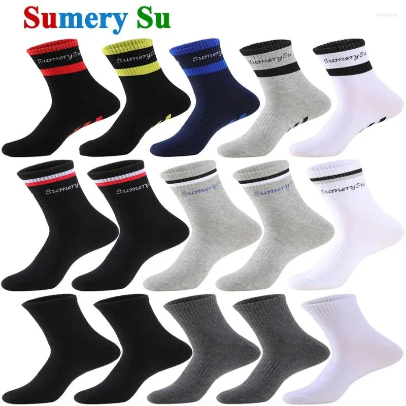 Chaussettes de sport 5 paires / lot hommes de longue course en coton en coton respirant arc support conception de robe décontractée