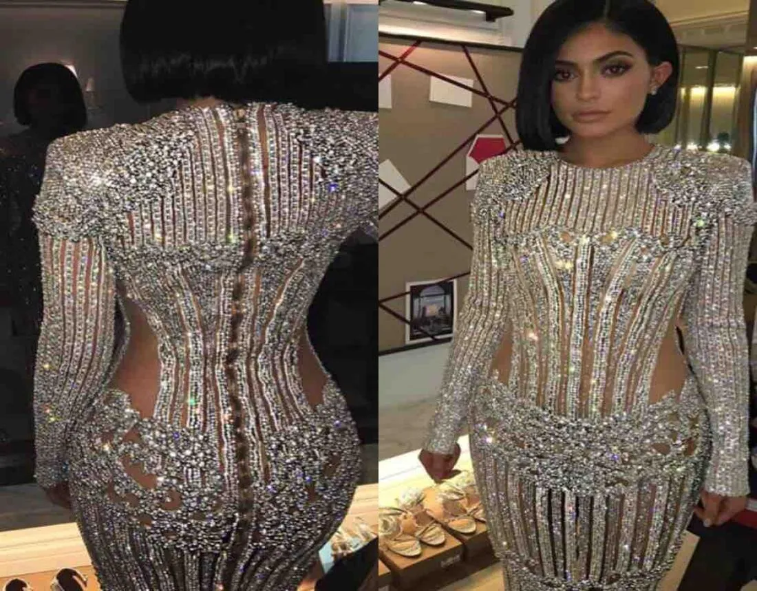 Custom gemaakt Kendall Jenner Kylie Met Gala Celebrity -jurken Red Carpet Fashion Celebrity Cutaway Cutaway Cutaway Beaded avondjurken3517353