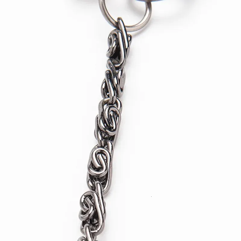 Goth belt chain with skull pendant silver iron buckle unisex  display picture 2