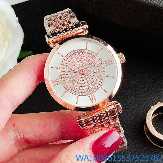 2024 Fashion Designer Horloges Brand Watches Women Girl Crystal Style Metal Steel Band Quartz Polshorloge Gratis verzending Women Bekijk dameswatch