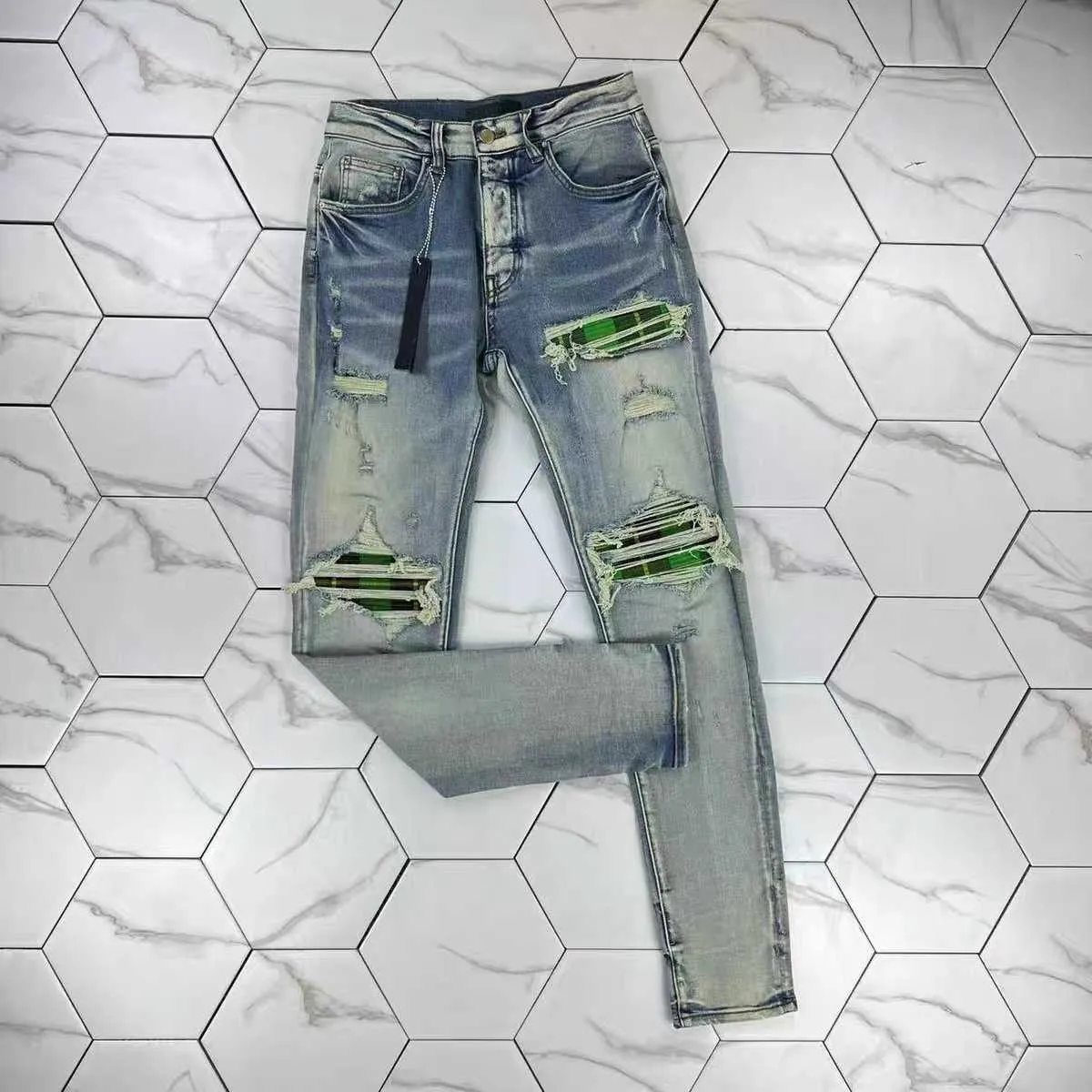 Jeans da uomo jeans slim jeans in angoscia in denim designer pantaloni in pelle con buchi lettere strappate al ginocchio strappato strappato per l'uomo dimensione della gamba dritta magra 29-38 lunga 2024cute