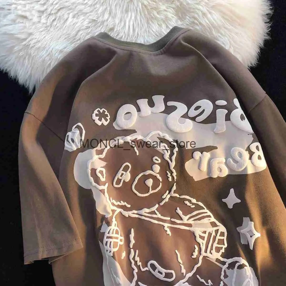 Camisetas masculinas urso camiseta feminina americana retro de tamanho grande de algodão curto inseto de desenho animado de graffiti camisetas gordas para mulheres harajuku h240408