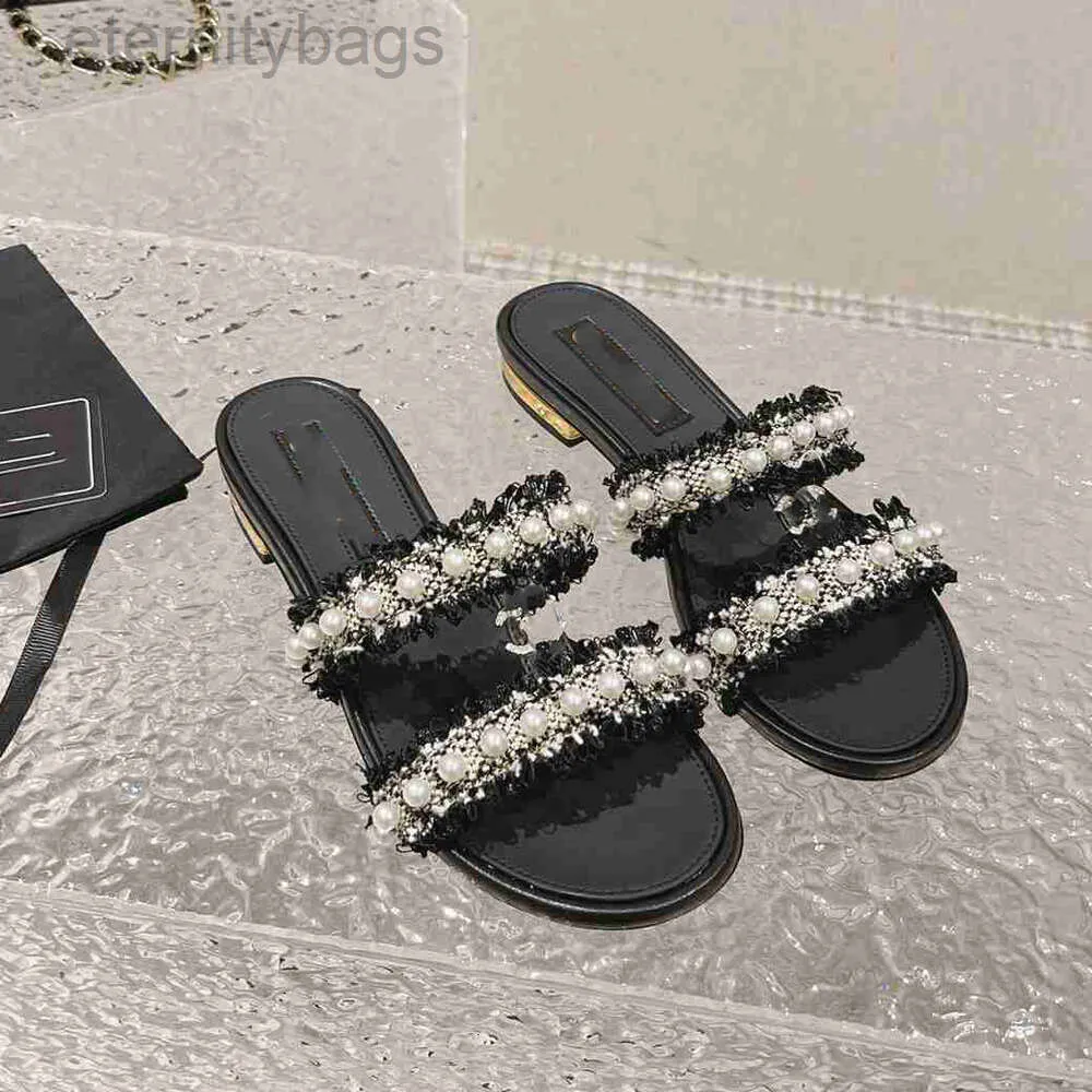 Canal Sapatos Designer Sandals Sandals Plataforma de couro Mulheres Slide Slide Classic Flops Summer Fashion Fgghfgh