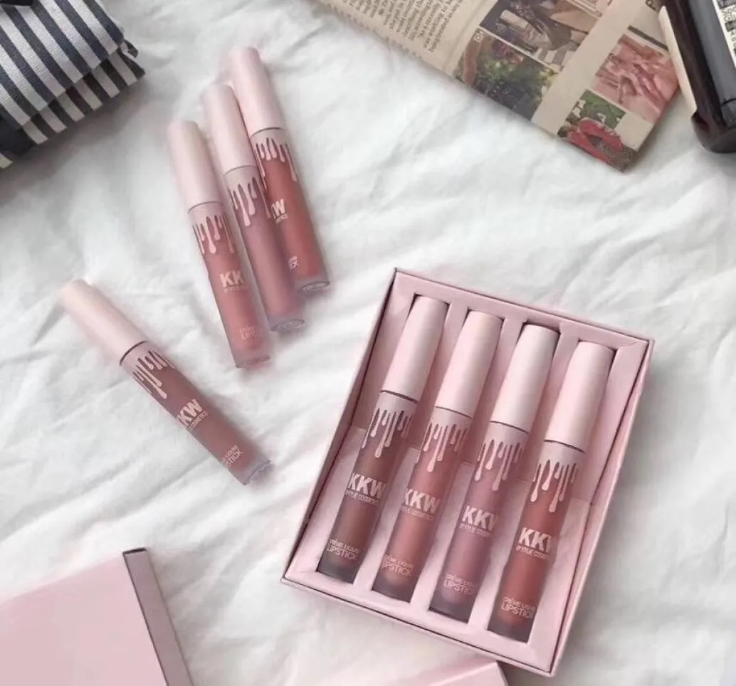 KKW Dudak Parlak Kozmetik Hediye Koleksiyonu 4pcs Koko Sıvı Ruj Makyajı Setleri Mat Lipgloss Güzellik Koleksiyon KKW Kitleri1736771