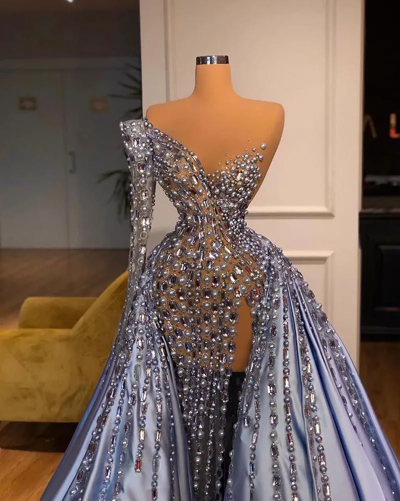 Gorgeous Evening Dresses Crystal Pearl Prom Gowns Detachable Train One Shoulder See Through Custom Made Long Sleeve Party Dresses