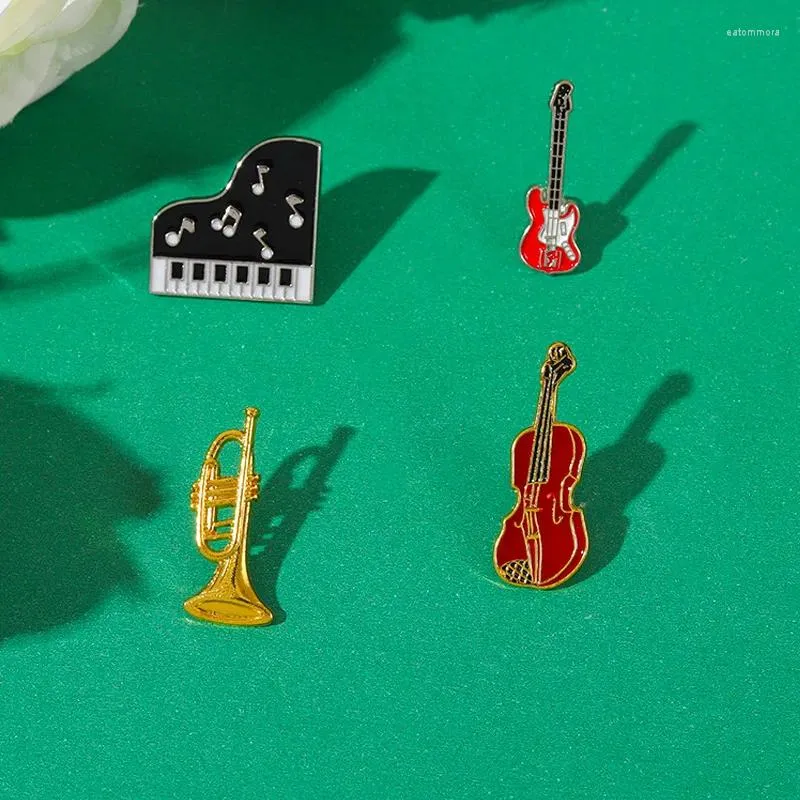 Brooches 4pcs Instrument de musique guitare broche Metal Badge Music Piano Broche Decoration Bijoux Accessoires