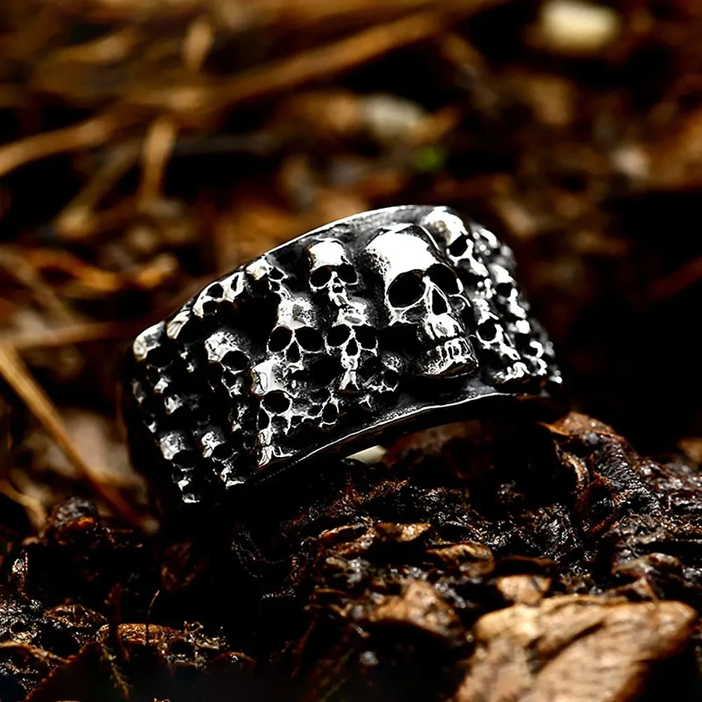 Neues Design Punk Vintage Schwarzer Schädel Ring für Männer Jungen Mode 14k Goldschädel Ring Biker Motorrad Juwely Geschenk