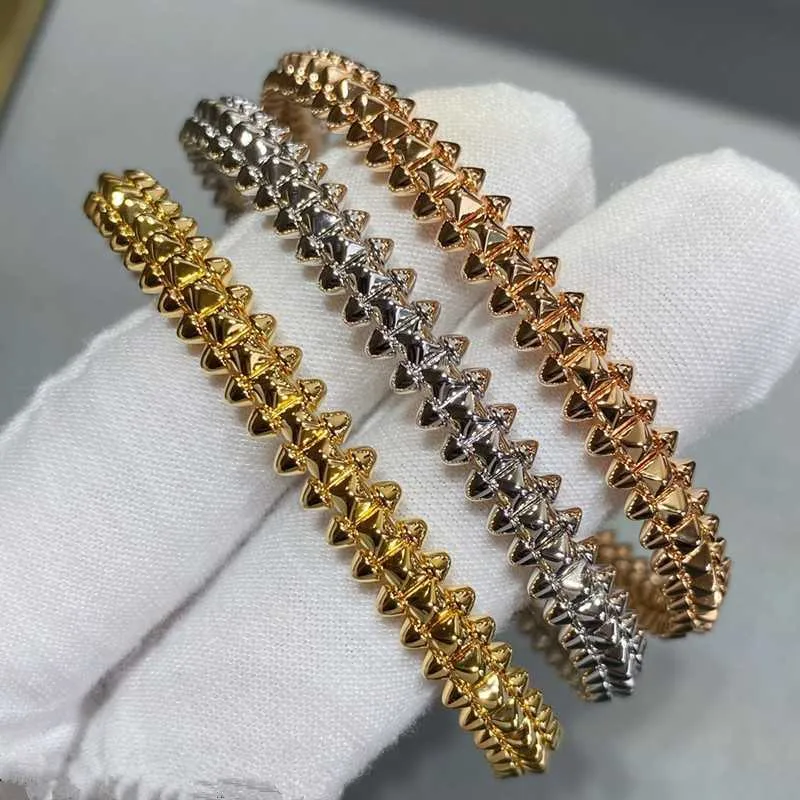 Concepteur original de luxe 1to1 Bracelets Bracelet à tête de balle classique Bracelet de tête épais 18k Gold très dynamique Bague de perle étroite Version Willow Nail Handp avec logo