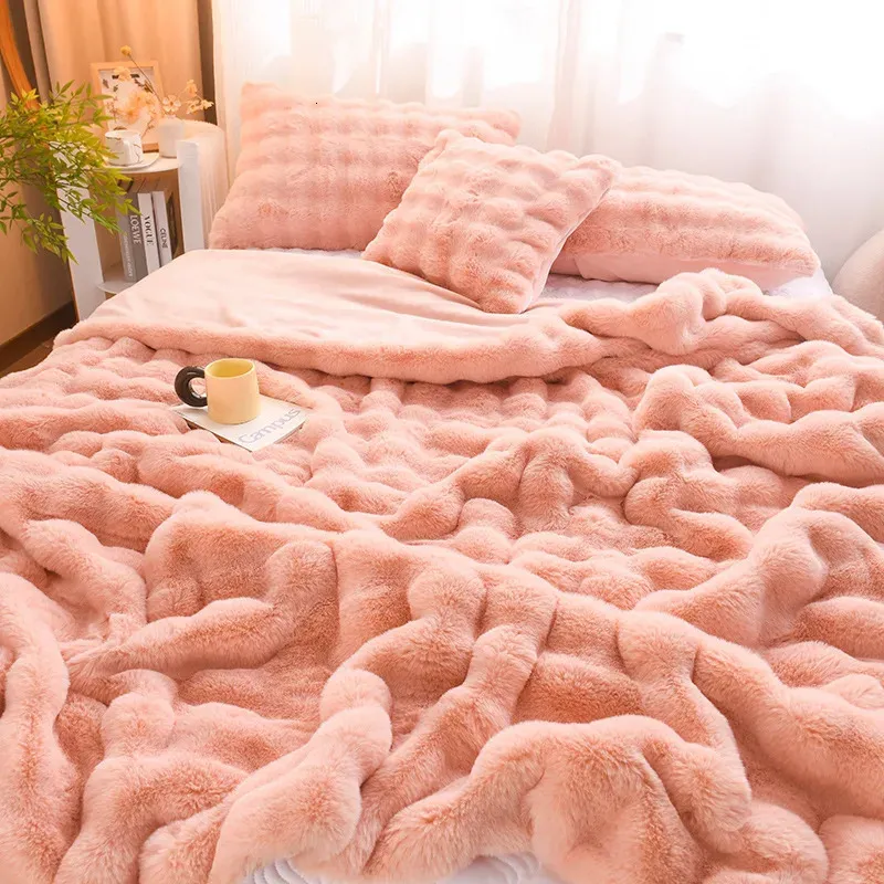 Save Big on Bulk Rabbit Plush Blanket Super Soft Bunny Fur Blanket: Thick  Double Sided Woolen Bed Blanket Cozy Winter Bedroom Bedding Nap Blanket 