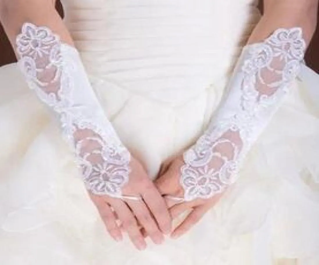 Per perlé de dentelle sans doigts sous le coude Glant de mariée Glove Bridal Accessoires Brides Dmides Gants HT1169634373