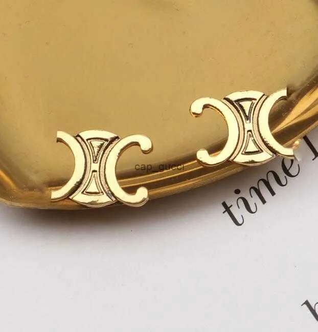 2Color Simple Gold Plated Designers Letters Letters Stud serve