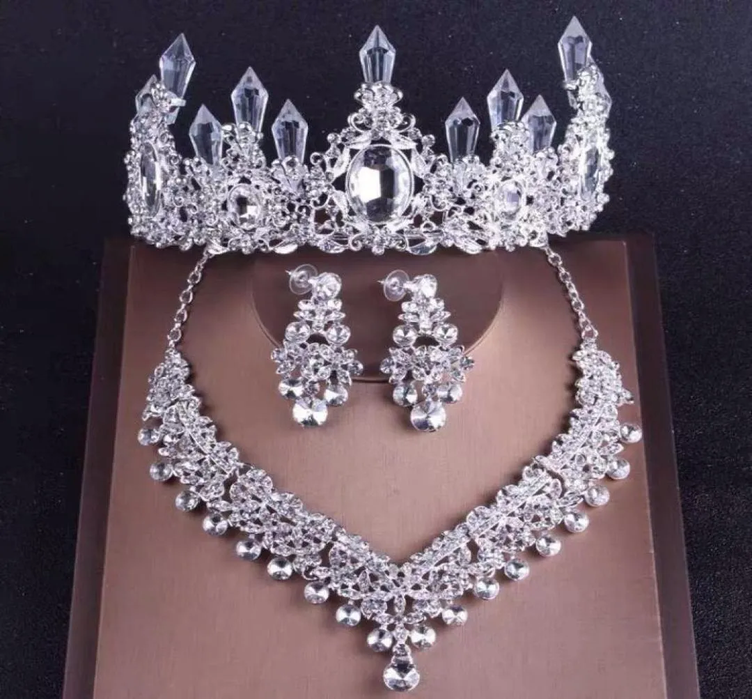 Crown Necklace Earring Set Wedding Bridal Headpieces White Crystal Pillar Rhinestones Woman Fashion Accessories Matching Party Pro2634352