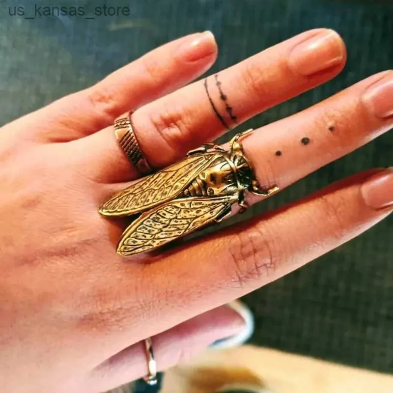 Cluster Rings Gothic Brass Cicada Ring For Women Men Fashion Witch Jewelry Accessories Gift Gold Color Insect Large Cicada Adjustable Ring240408