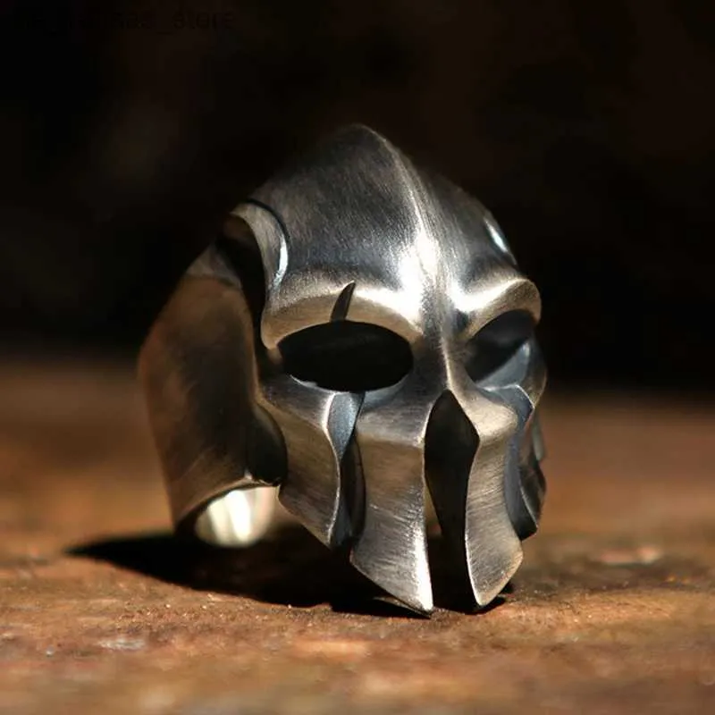 Cluster anneaux européens et américains rétro punk Spartan Warrior Mask Mens Open Ring Classic Male Warrior Caser Ring Hip-Hop Party Bijoux240408