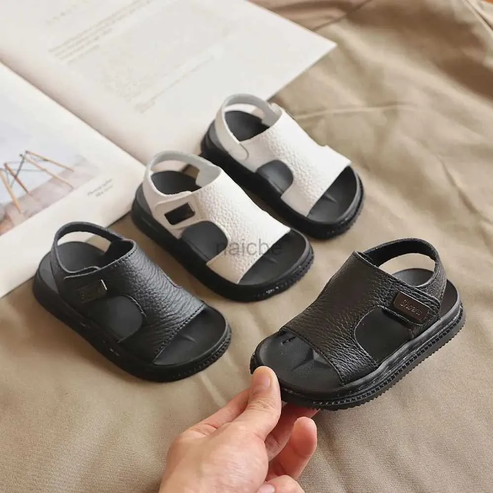 Slipper Summer Sandals для мальчиков в корейском стиле 2023 Мода Детская обувь кожа кожа против подставки для детской обуви с мягкой настройкой 2448