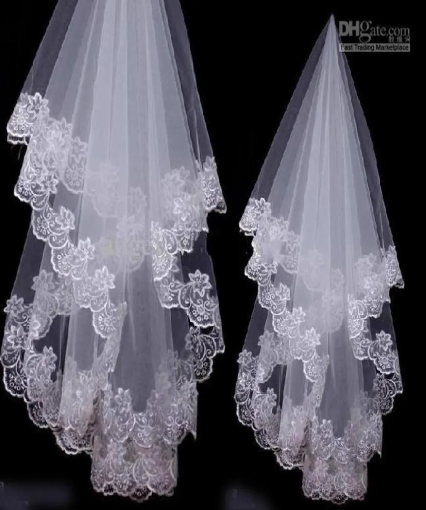 Robes de mariée 2019 Images réelles blanches Ivory Bridedal Bridesmaid exquis Crescent Side Wedding Veil 15M6473476