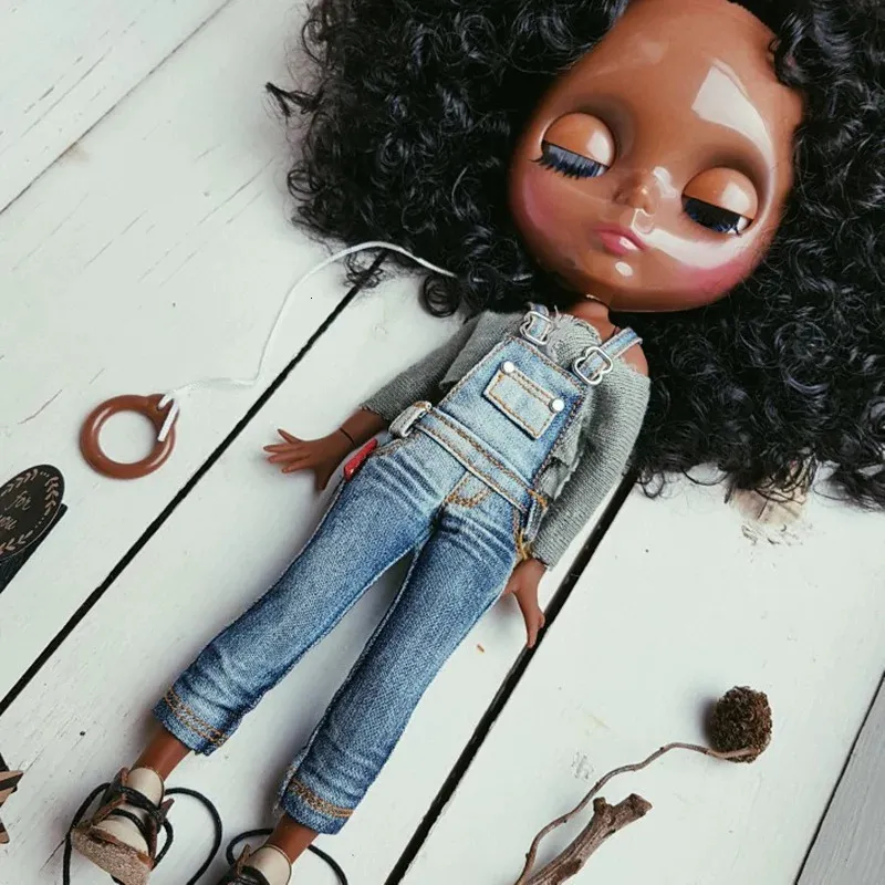 ICY DBS Blyth Doll Afro Curly Fichier articulation du corps Super Noir Skin 16 BJD Neo OB24 Anime Girl 240329