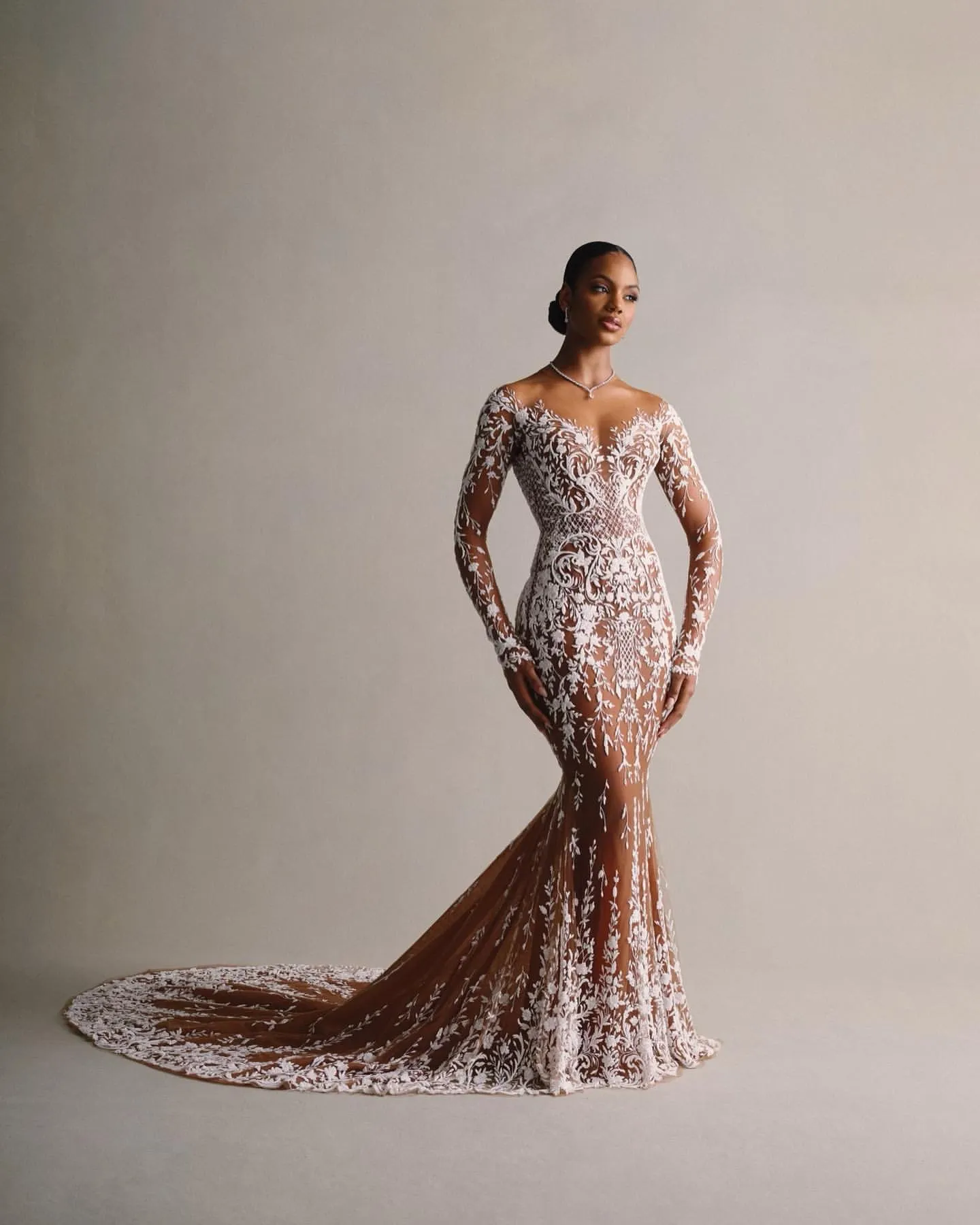 chinese dress ladies Amazon.com: Zeeyecie Champagne Lace Applique Wedding Dresses for Brides  2025 Spaghetti Strap V Neck A-line Long Tulle Bridal Gown for Women US0 :  Clothing, Shoes & Jewelry