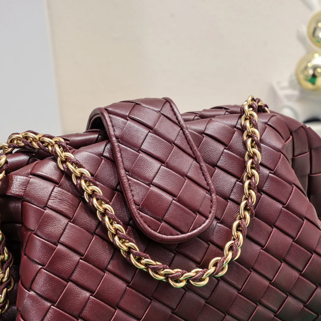 Designer Lambskin Chain Intrecciato Leather Shoulder Bag Designer Lambskin Chain Intrecciato Leather Shoulder Bag