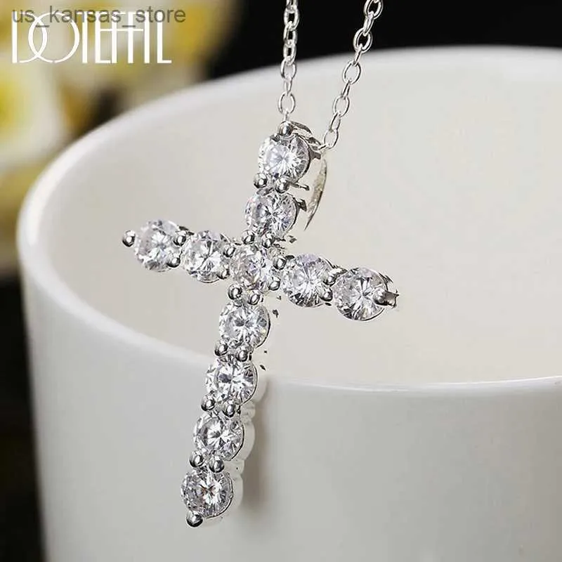 Pendant Necklaces Shiny Crystal Elegant Cross Pendant Silver Color Necklace 18 Inch For Women High Quality Fashion Jewelry Christmas Gift240408JQFB