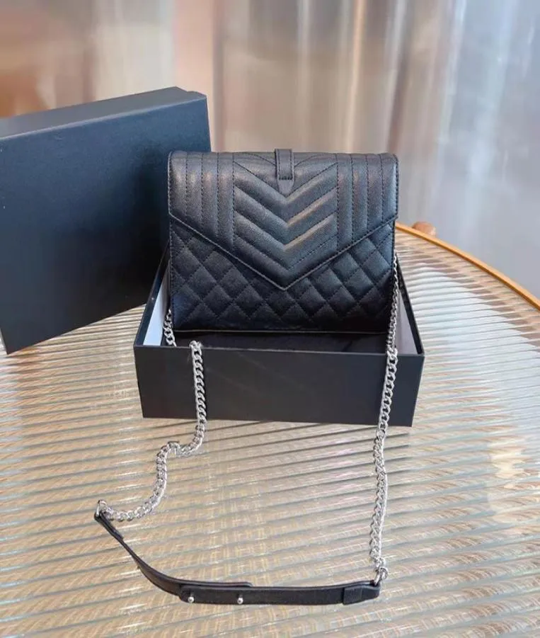2022 Designers Bags Bolsas de embreagem de ombro feminino Bolsa casual Correntes de couro Zipper Hasp Messenger Luxury Designer Bag Business T9805501