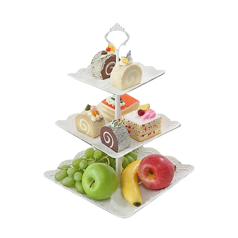 Europese drieklagige fruitplek Cake Rack Keuken Keuken Dessert Groentegerrek Bruiloft Verjaardag fruitplank Tray