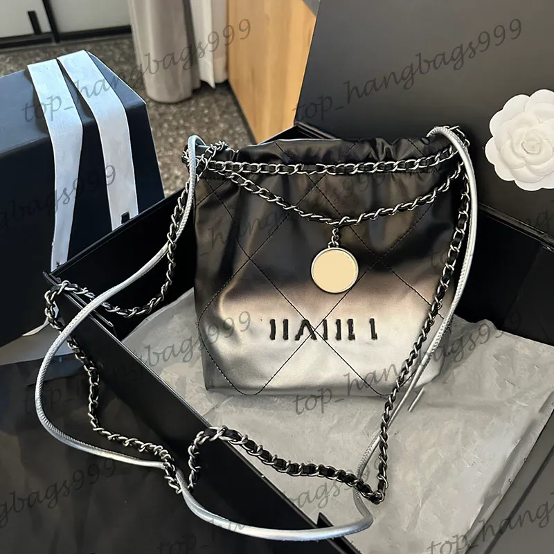 Klassiskt quiltat mynt 22 mini shoppare axelväskor två-ton runda rem silverkedja crossbody handväska stor kapacitet påse 20x22cm lyxdesigner märke ficka