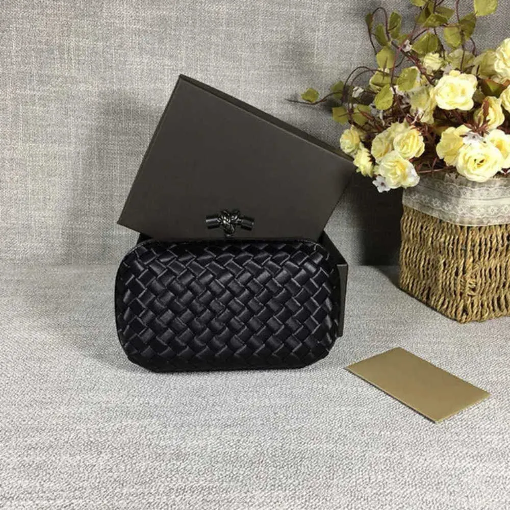 عقدة القابض أكياس مصممة امرأة متعددة pochette الإطار المغناطيسي إغلاق العلامة التجارية المصممين الفاخرة نساء حقيبة مسائية حقيبة الهاتف حقيبة يد 240110