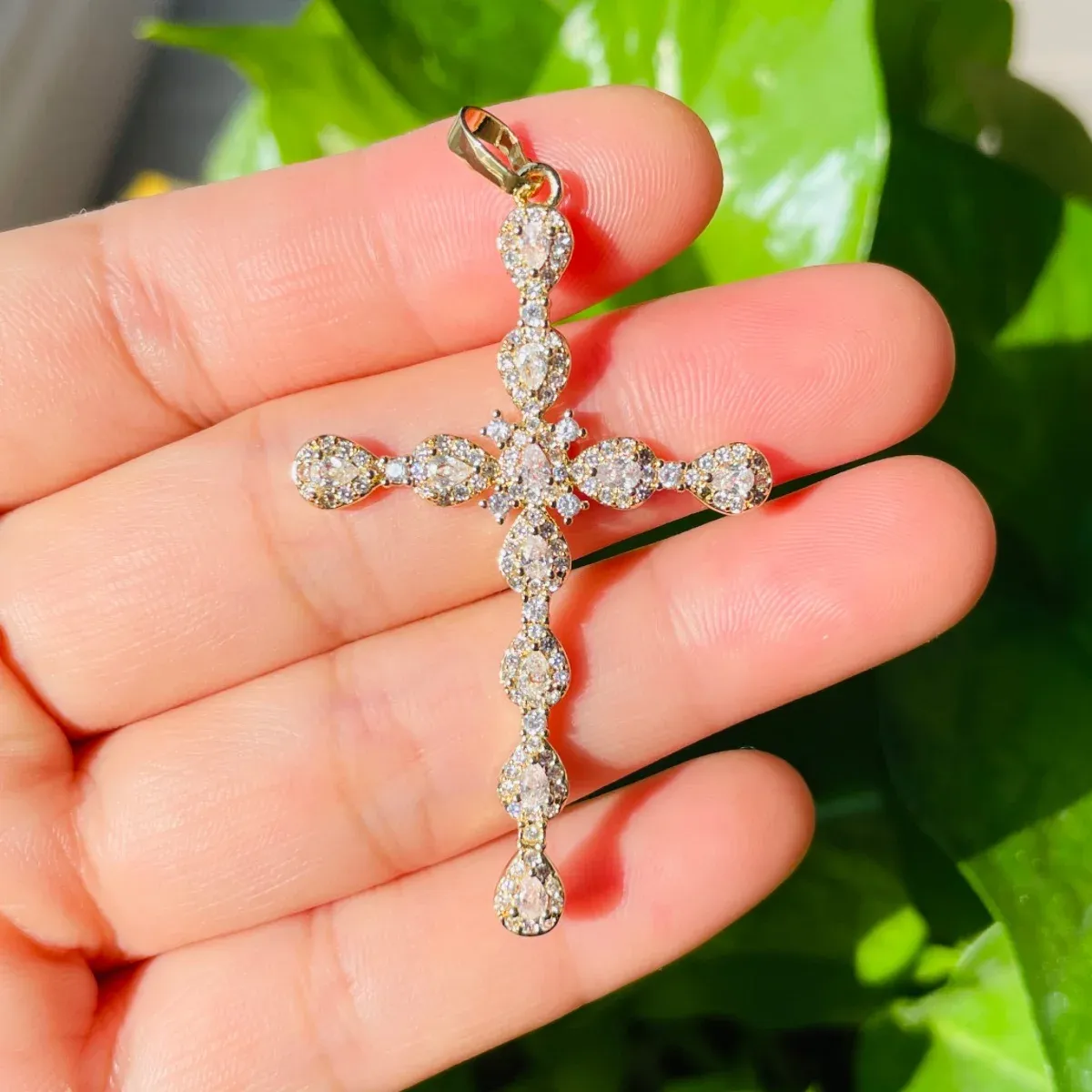 Armband 5st Big Size Cross Charms Rhinestone Religious Pendants Women Armband Men Halsband Makan Zirconia Jewelry Accessory grossist