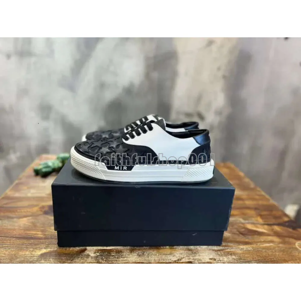 Män kvinnor casual skor stjärnor domstol sneakers ma court hi sneaker designer män skel topp låg sneakers läder canvas skor hög toppskor storlek 39-46 amirir sko 366