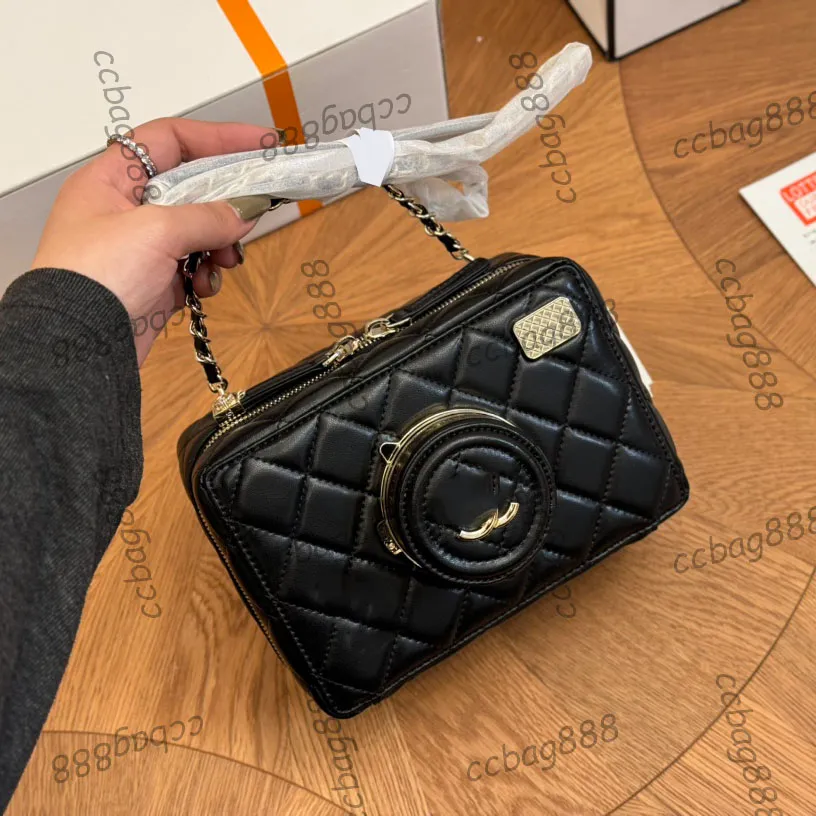 Womens Designer Camera Vanity Box Bags With Mirror Gold Metal Hardware Matelasse Chain Crossbody Handbags Large Capacity Purse Diamond Lattice Quilted Makeup 19CM
