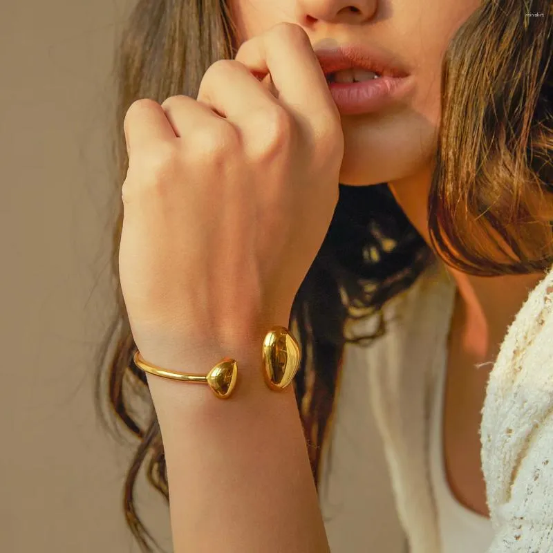 Bangle Uworld einzigartige geometrische offenes Armband Edelstahl Gold plattiert farbhilfe wasserdichtem Schmuck für Frauen Valentinstag Geschenk