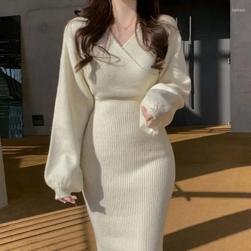 Casual Dresses Knee-Length Dress Knitted Elastic Long Sleeve Bodycon Elegant Women Autumn Winter Sexy V-Neck Lantern Party U1393 Casual Dresses Knee-Length Dress Knitted Elastic Long Sleeve Bodycon Elegant Women Autumn Winter Sexy V-Neck Lantern Party U1393