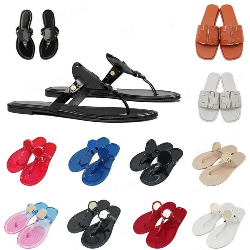 Slippers 2024 designer sandals slippers for women triple black white brown slipper leather patent slide plat-form womens shoes summer beach flip flops clogs sandels