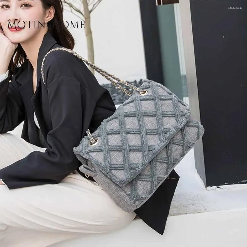 Bag Fashion Women Sple a spalla e peluche corta con catene grandi borse di design di lusso di lusso di alta qualità 2024 di alta qualità