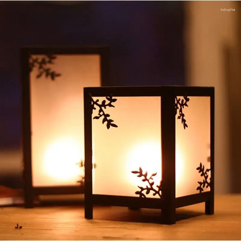 Kaarsenhouders retro smeedijzeren glazen houder creatief geschenk windlamp romantisch huis el desktop decoratie warme ornamenten