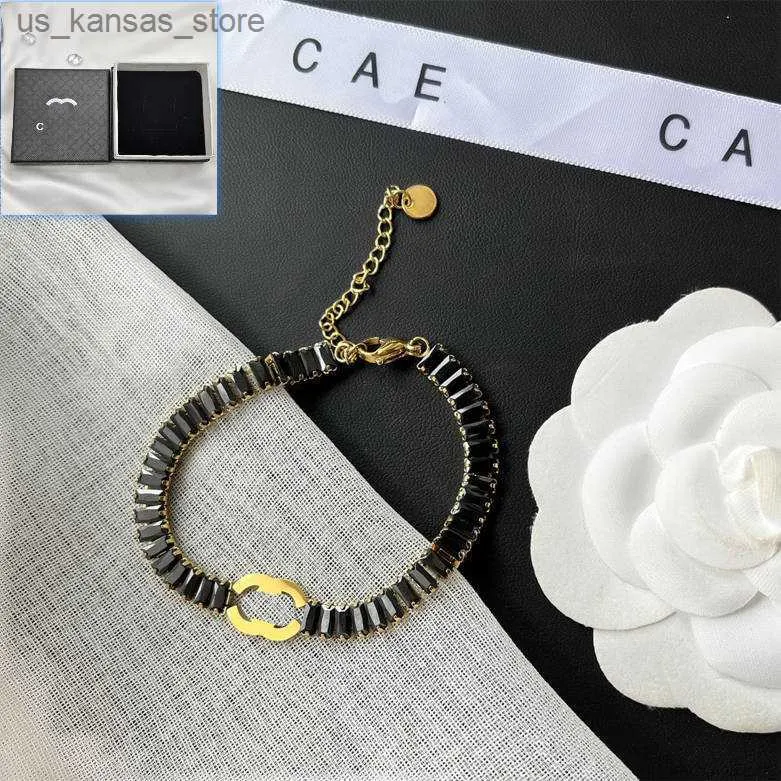 Bracelets de charme charme women women gift designer luxuoso lúculo em ouro preto penteado pulseira de alta qualidade jóias de casamento boutiq y240416x43s0g3l