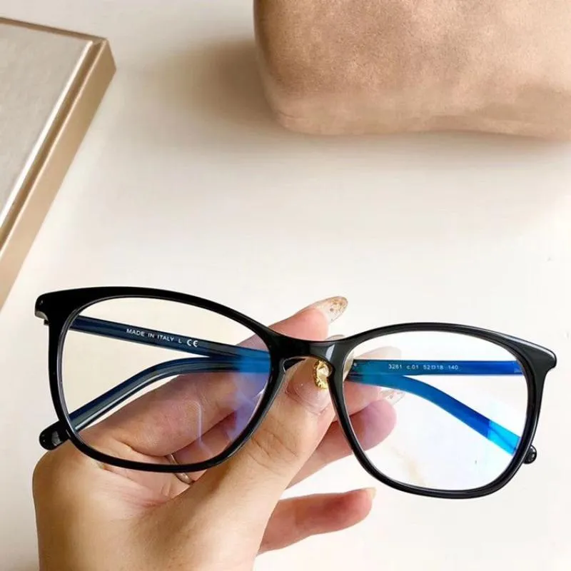 Kadınlar için yeni hafif minimalisim optik çerçeve 281 Genç Kadınlar veya Öğrenciler İçin Tahta Gözü 52-18-145 Reçeteli Gözlük Gözlük Çekme Tasarım Kılıfı