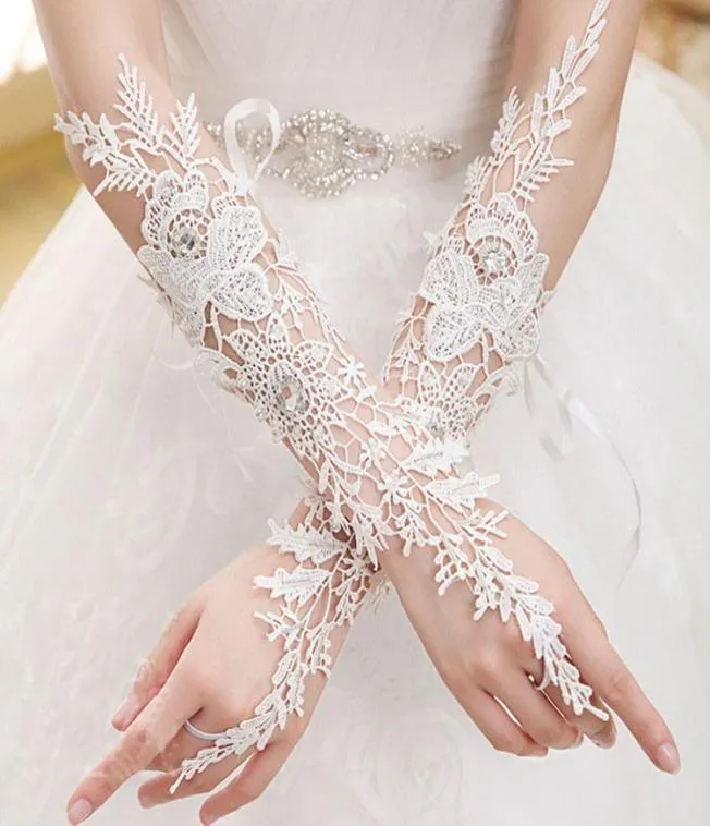 Novas luvas de noiva de alta qualidade Iovry sem dedos comprimento de cotovelo de renda com miçangas luvas de casamento de noiva Acesso ao casamento 4605103