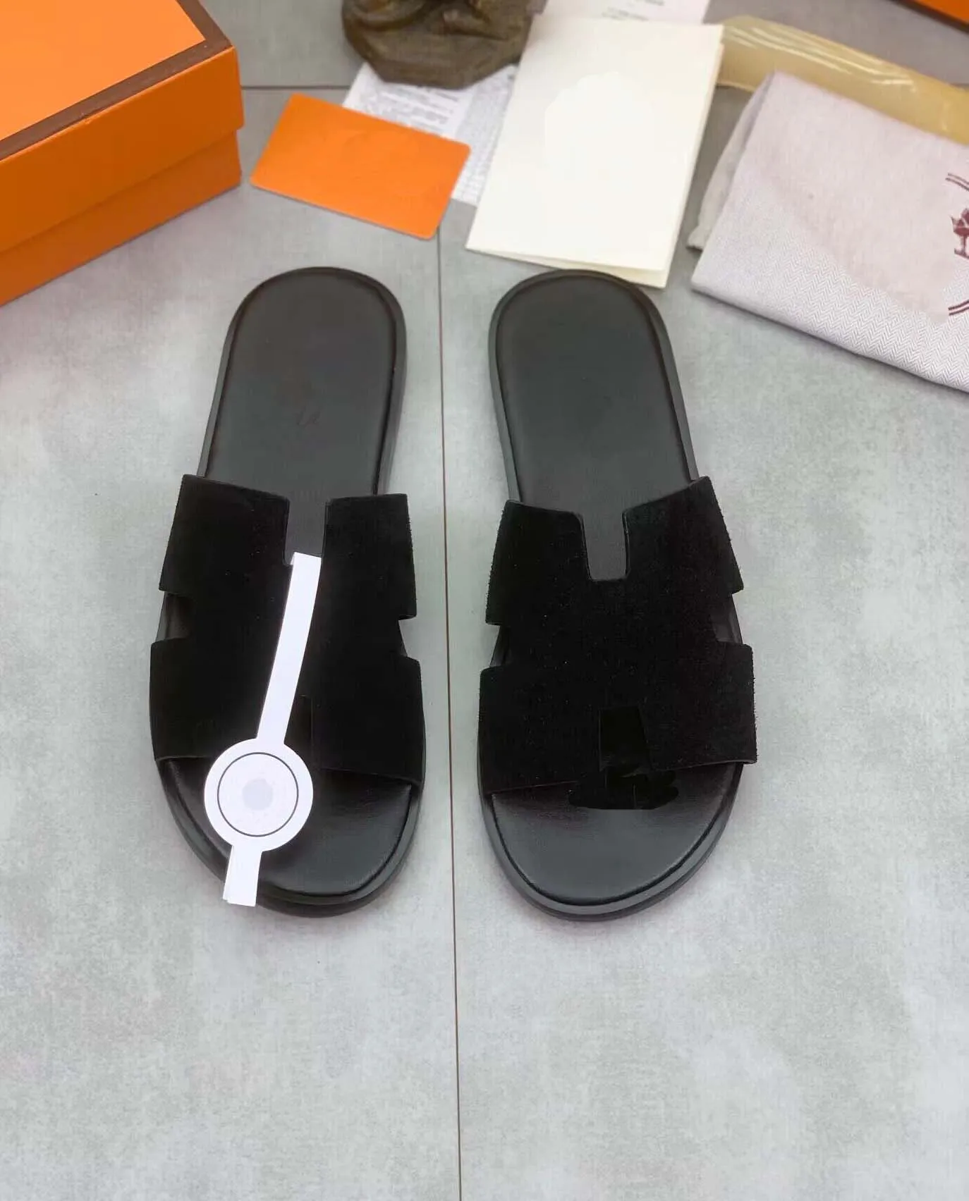 أحذية Izmir Men Men Mens Sandal Slippers مصمم صندل تقلبات جلدية التراث الجلدي Calfskin Sundals Summer Lazy Fashion Home Slides Casual Slides 38-45box