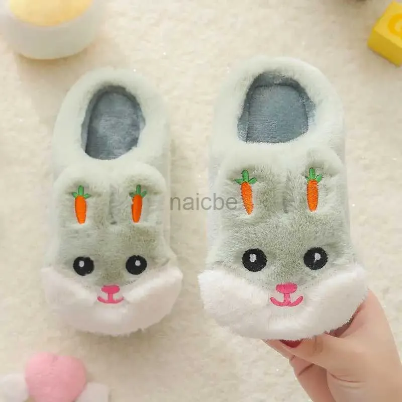 Slipper Nieuwe herfst- en winterkinderen Katoen Slippers Cartoon schattig Home Warm Non-Slip Baby Fur Slippers Fashion Home Soft Slippers 2448