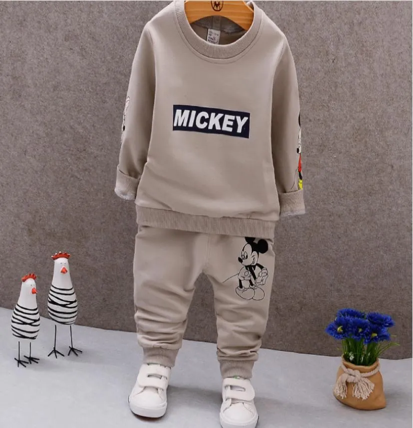 Spring Autumn Baby Boys Roupas de manga cheia e calças 2pcs Suits de algodão conjuntos de roupas infantis para criança tracksuit4409717