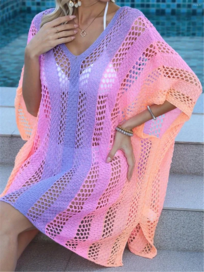 水着の女性のためのホールビーチカバーアップ夏の衣装サンドレスセクシーなホローピンクの水泳摩耗スルースプリットチュニック