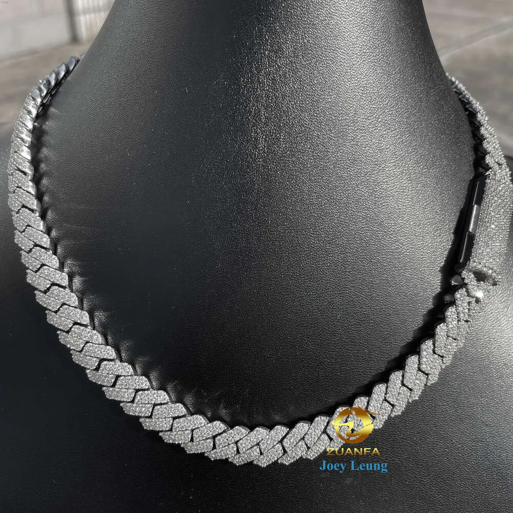 Hot Selling Fine Jewelry 10mm Bredd 925 Silver VVS Moissanite Iced Out Initial Necklace Cuban Link Chain