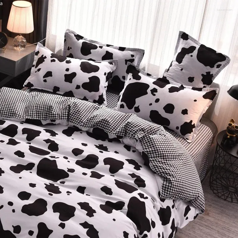 寝具セット白い牛のパターンセット北欧の二重双子のベッドスプレッド羽毛布団カバーホーム装飾ベッドリネンベッドクロス