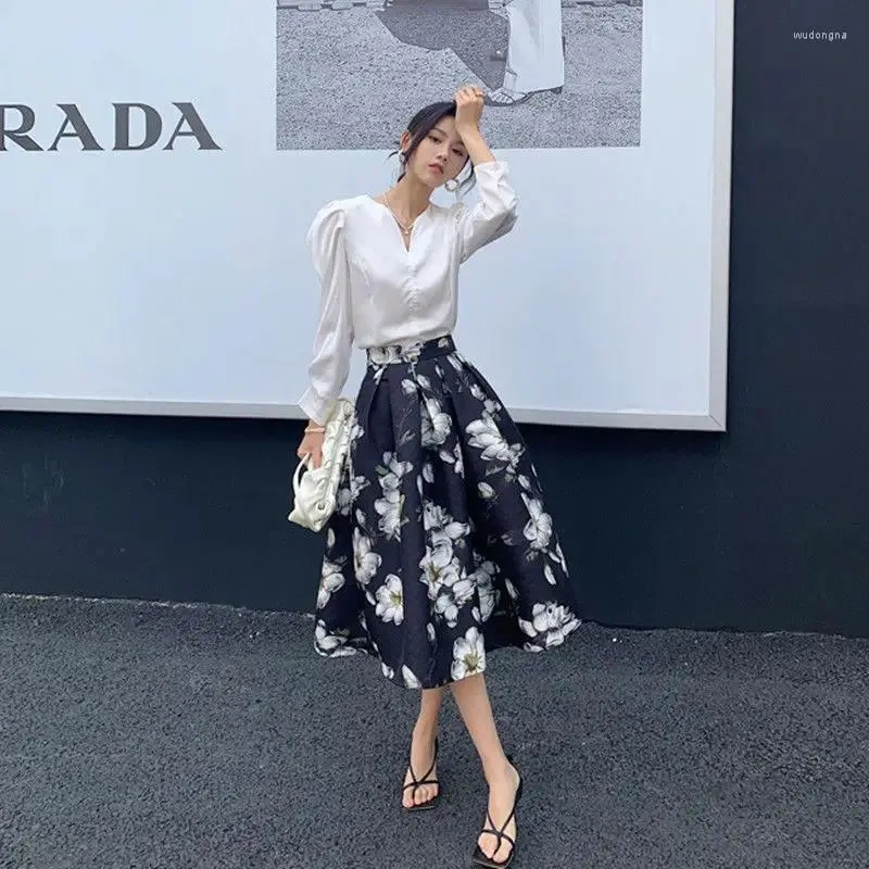 Skirts Women 2024 Autumn Winter Fashion High Waist A-line Skirt Female Pocket Flower Print Ladies Long Loose Casual Q961