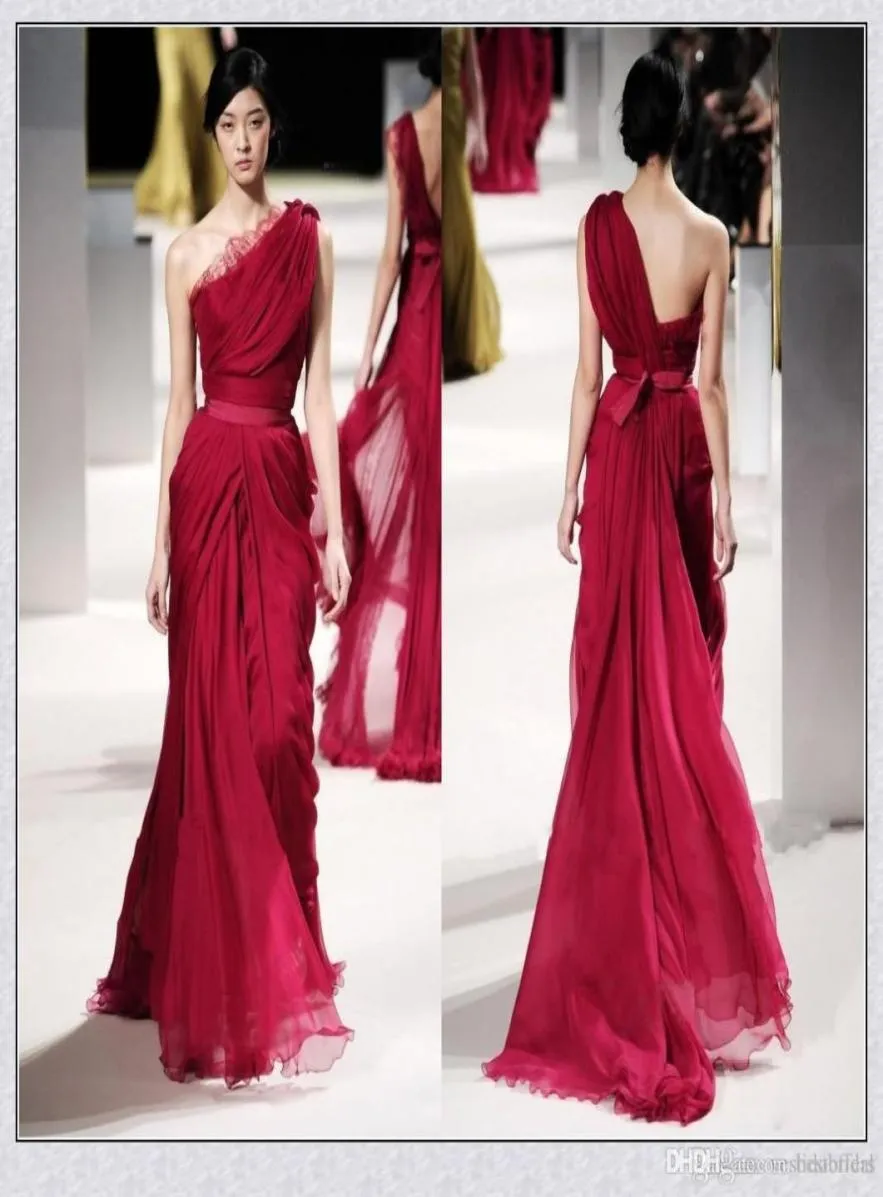 2020 Evening Gowns Long Red Evening Celebrity Dresses Lace Applique One Shoulder Backless Pleat Chiffon Sequins Runaway Dress Form6391922