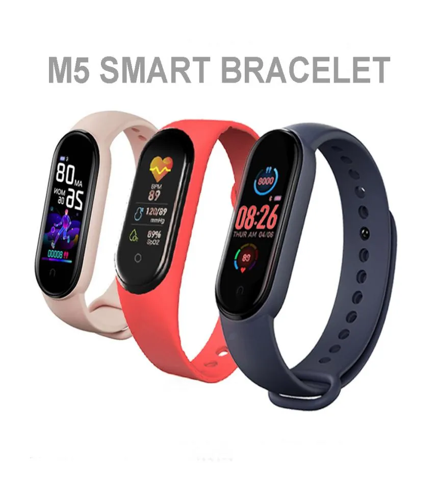 Новейший браслет M5 Smart Водонепроницаемые интеллектуальные интеллектуальные часы фитнеса трекера HD Светодиодный цвет экрана.