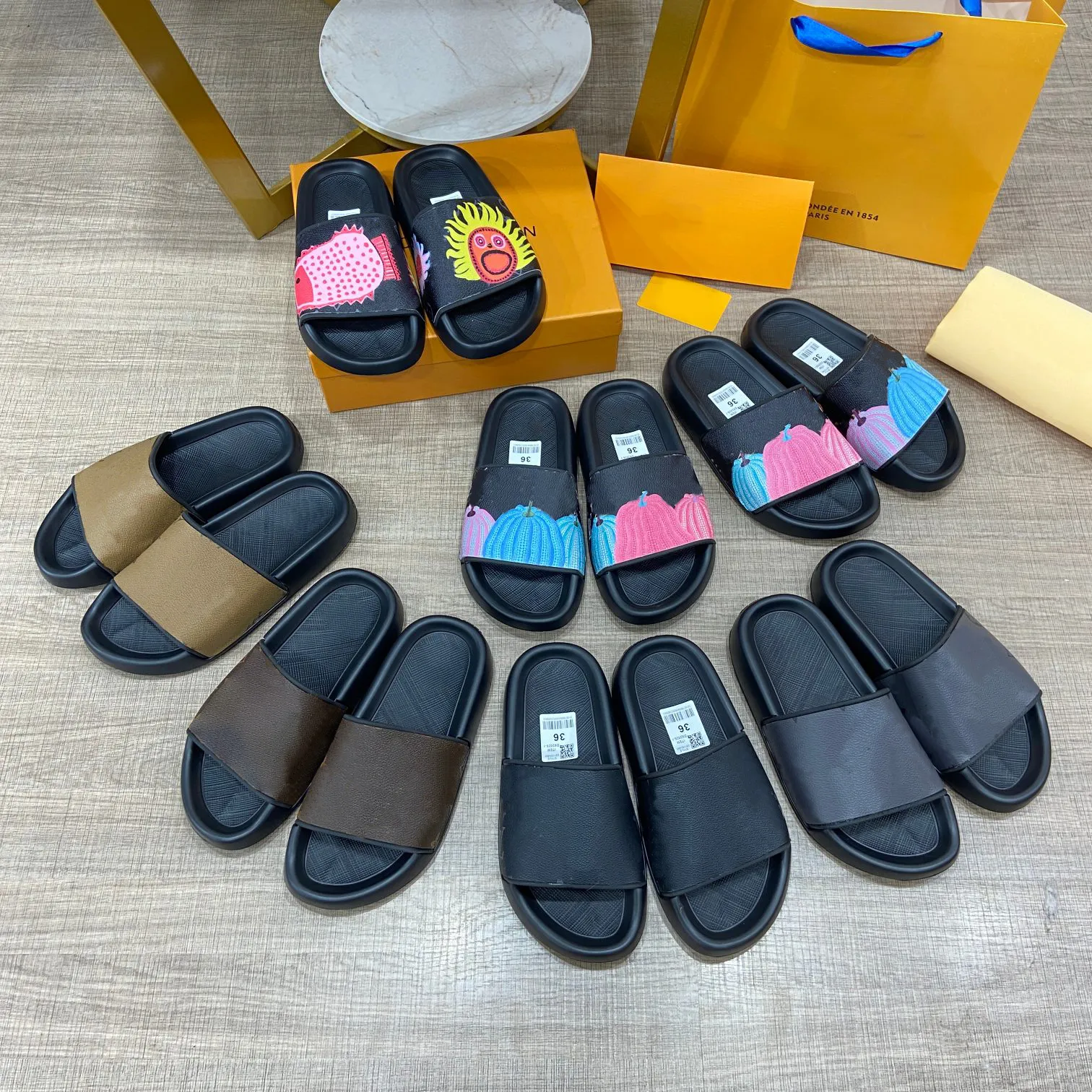 Slide sandals for wide feet hotsell