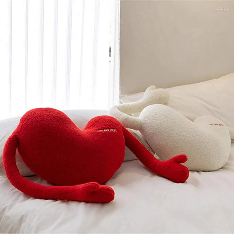 Oreiller coeur en forme de lutte en peluche salon de décoration intérieure oreillers pour canapé de repos créatif